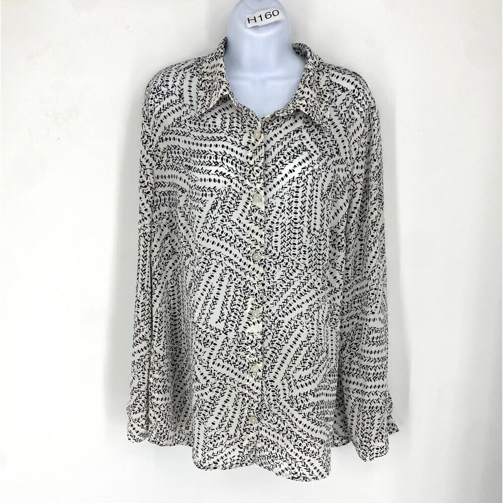 Cabi Black White Printed Long Sleeve Top Size L Split Blouse Style #3255 Office